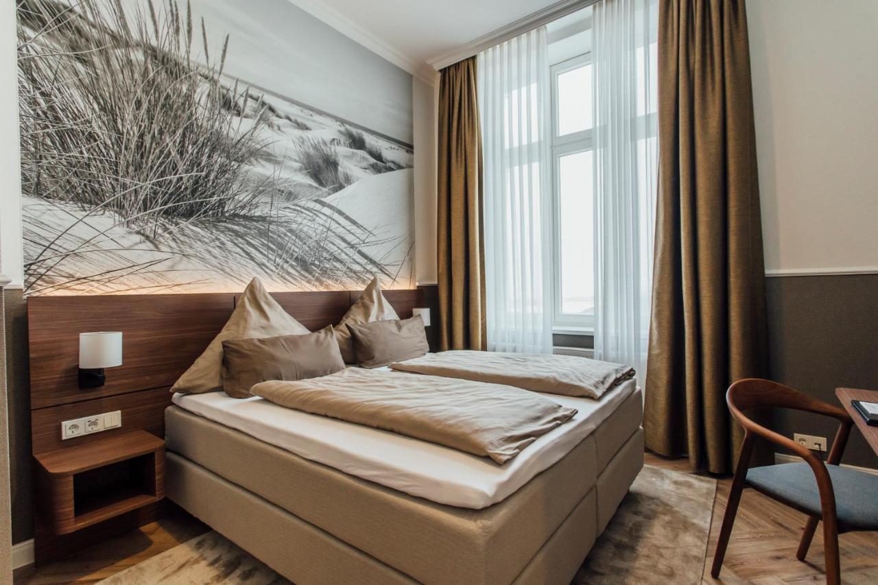 Strandhotel Hohenzollern Hotel 4*